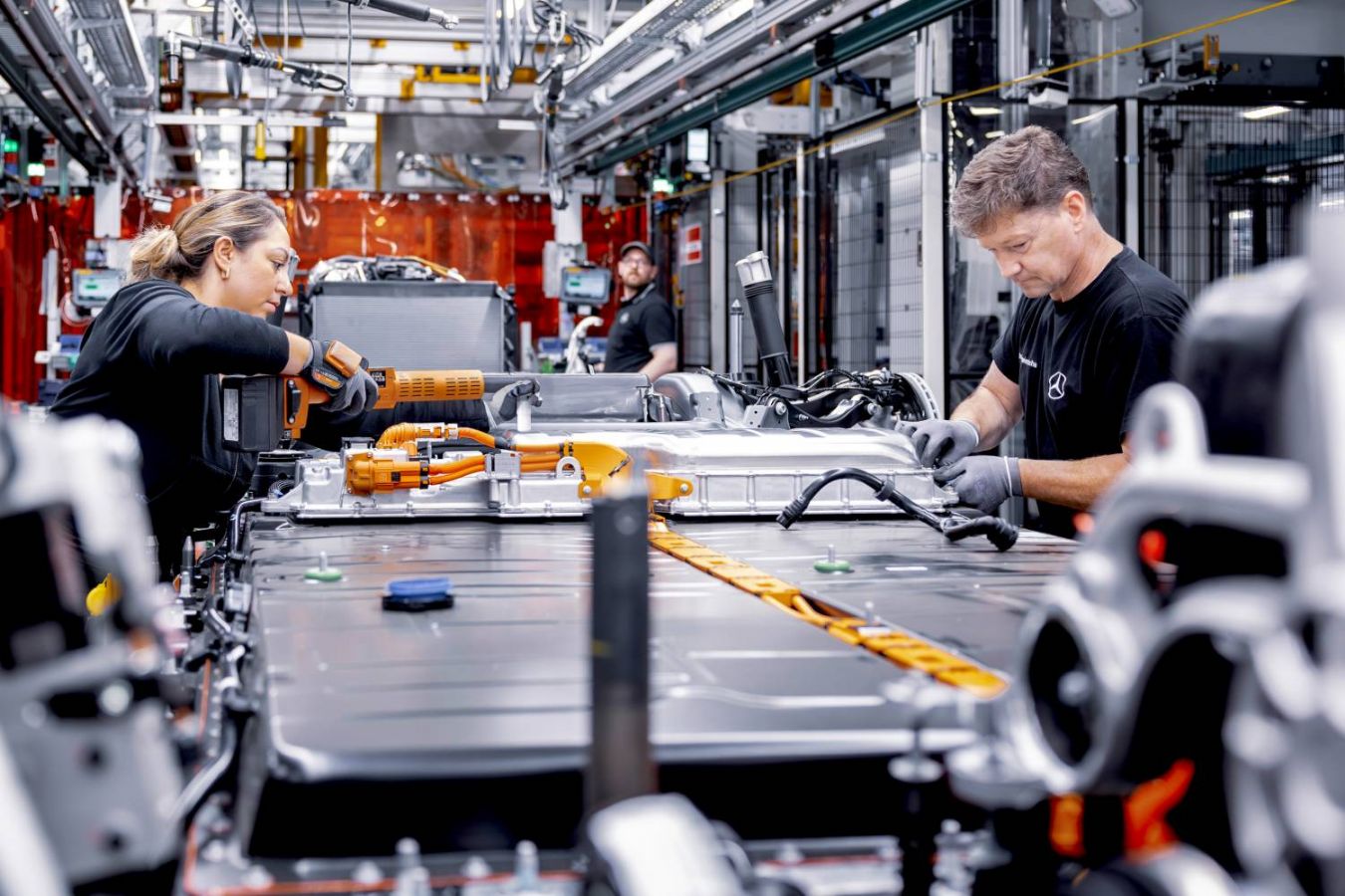 Ξεκίνησε η παραγωγή της νέας ηλεκτρικής Mercedes GLC